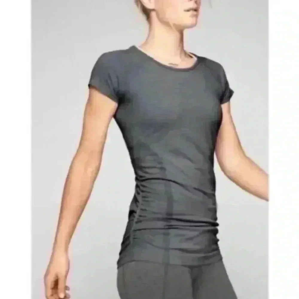 Athleta Women's Fast Track Workout Tee Gray Size Large Short Sleeve